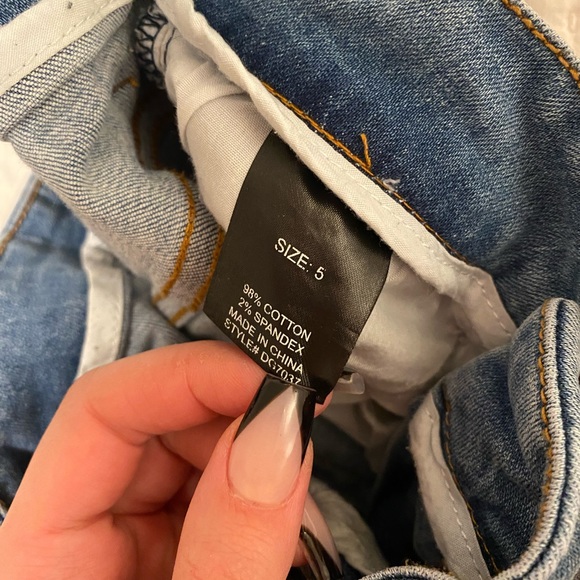 split hem distressed jeans - Picture 6 of 8